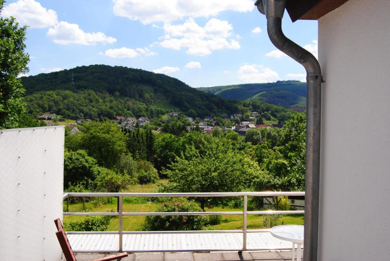 Hinter Den Spiegeln Hotel Heimbach Bagian luar foto