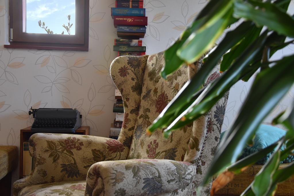 Hinter Den Spiegeln Hotel Heimbach Bagian luar foto