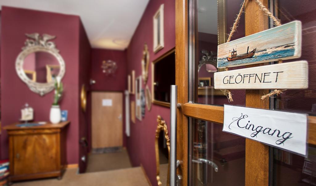 Hinter Den Spiegeln Hotel Heimbach Bagian luar foto